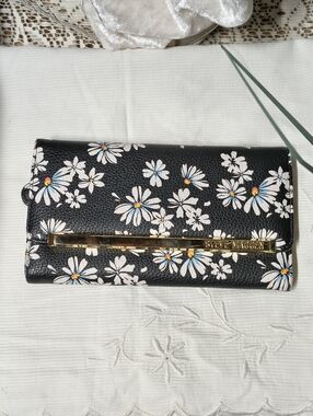 Steve Madden Black Daisy Continental Wallet with Gold Interior Trifold